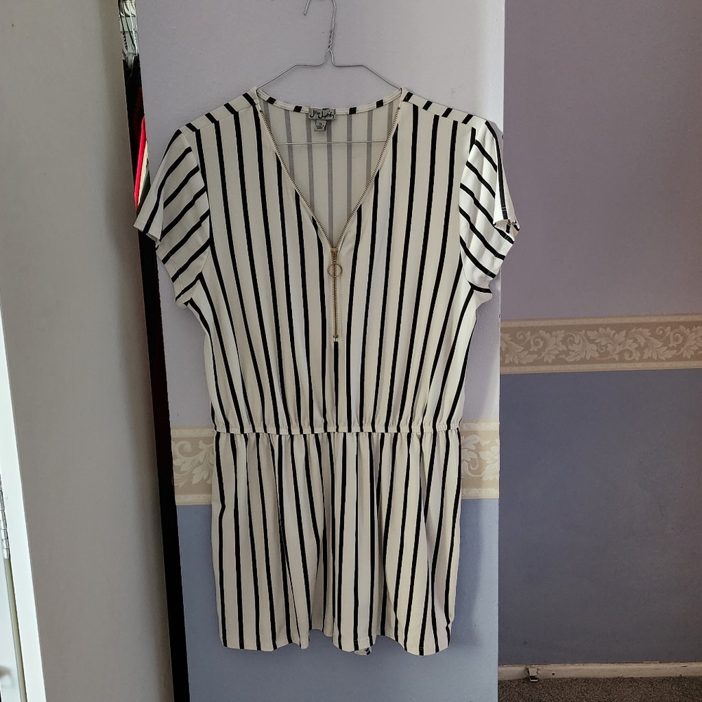 Romper - Picture 6 of 6
